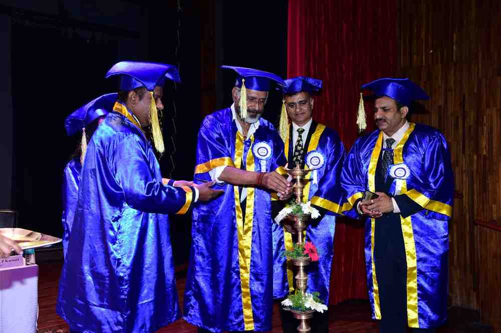 Vogue Institute of Art and Design